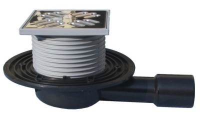 HL 90 DN 40/50 Трап для балконов и террас с горизонтм выпуском,высота корпуса (57мм) решетка115х115