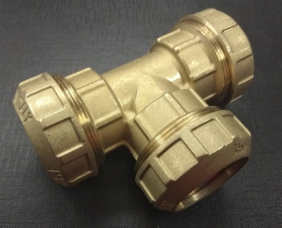 Тройник  32 х 32 х 32  Латунь для труб ПНД  Itap