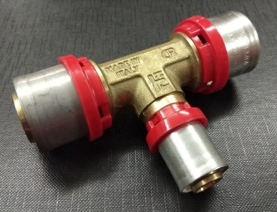 Тройник 32 х 26  x 32 Редукционный  пресс TIEMME   Металлопластик 1650064