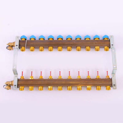 Коллекторная группа 1х 3/4" на 10 контуров с расходомерами HKV/T  WATTS теплый пол