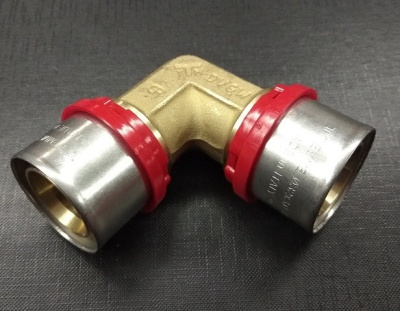 Угол 32 х 32 пресс TIEMME Металлопластик 1650013