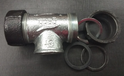 Элемент соединительный ТК (тройник) 2" GEBO 50х2"ВРх50