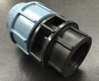 Соединение (Муфта)   Внутренняя резьба 40 х 1.1/4" PN16 UNIDELTA компрессионная