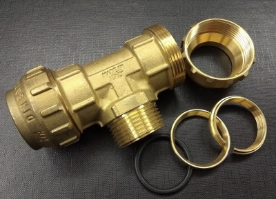 Тройник 50х1.1/2"х50 Наружняя резьба Латунь для труб ПНД  TIEMME   3400086