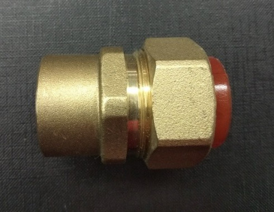 Соединение 15 х 1/2" Внутренняя резьба ГАЗ KOFULSO