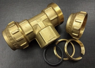 Тройник 32х1"х32  Внутренняя резьба Латунь для труб ПНД  TIEMME  3400023