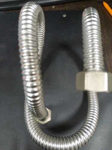 Гибкая подводка из нержавеющей стали  L=4800 мм 1,1/2"  Резьба внутренняя-внутренняя 