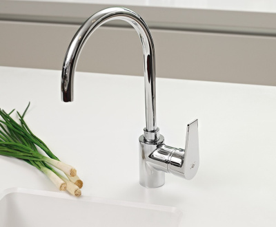 308 TREND PLUS ART  Смеситель для мойки с поворотным изливом 190 мм. MOFEM