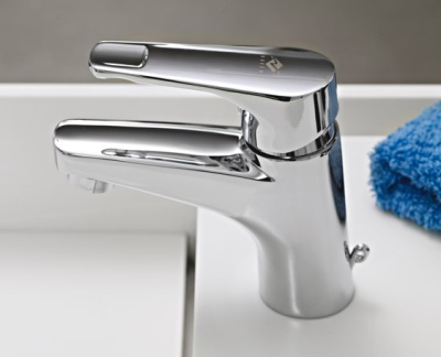 101 JUN EVO  Смеситель для умывальника c литым изливом c металич. донным клапаном 101 мм MOFEM    