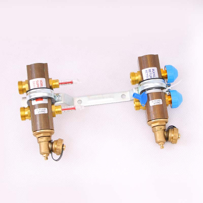 Коллекторная группа 1х 3/4" на 2 контура с расходомерами HKV/T  WATTS теплый пол