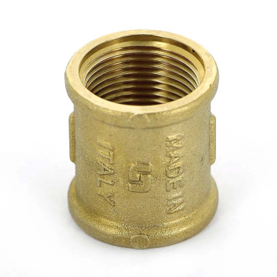 Муфта 1,1/4" латунная желтая 602G5500 UNI-FITT