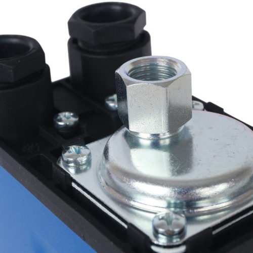 Реле сухого хода для насоса LP/3, 0-4 бар, 1/4 с накидной гайкой STOUT SCS-0001-000003