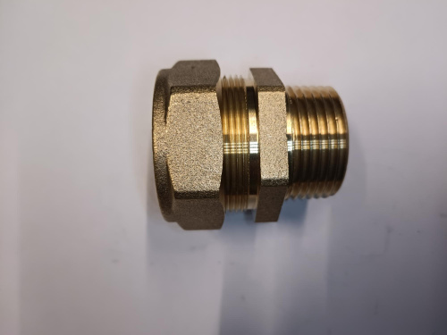 Соединительный фитинг 15х1/2" наружная резьба, латунь  LAVITA