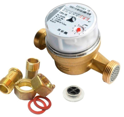 Счетчик горячей и холодной воды. МЕТЕР- 15 (1/2") с комплектом сгонов