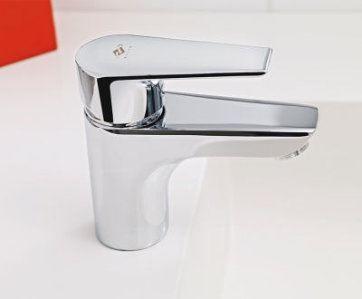 100 TREND PLUS  Смеситель для умывальника c литым изливом без донного клапана 101 мм MOFEM    