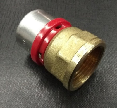 Соединение 40 х 1.1/4" пресс TIEMME Внутренняя резьба Металлопластик 1650094