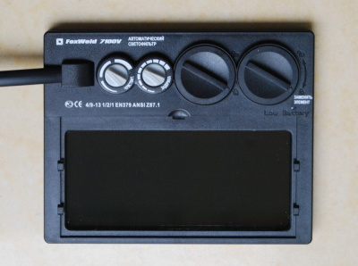 Светофильтр хамелеон 7100V ,внешняя регул. 110х90 мм, окно 92х42 мм, солнечные батареи, FOXWELD