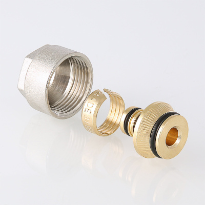 Евроконус для металлопластиковой трубы 16 х (2,0) x 3/4" VALTEC VT.4420.NE.16