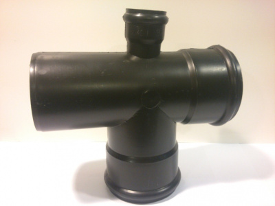 Крестовина одноплоскостная канализационная черная Ø 108 (ДУ100)хØ 108 (ДУ100)хØ 108 (ДУ100)х50(ДУ48)