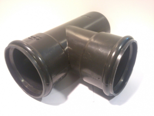 Тройник канализационный черный Ø 108(ДУ100)хØ 108 (ДУ100) х90° (прямой)