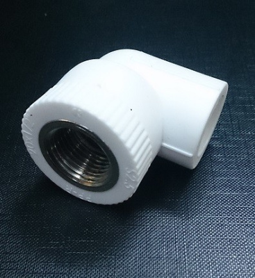 Угол комбинированный полипропиленовый PPRC D25*3/4 ВР белый РОССИЯ (упаковка 120 шт) 21104  КРОСС